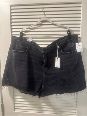 Good American Black Frayed Hem Denim Shorts